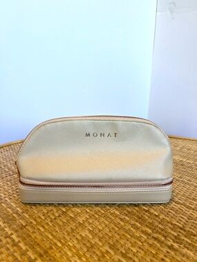 MONAT Global travel beauty cosmetic/jewelry bag rose gold zipper ballet pink